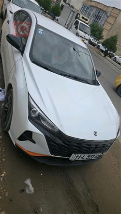 دۆنگ فینگ شاین